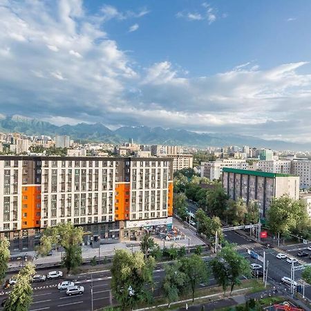 Квартира С Видом На Горы Almaty Extérieur photo