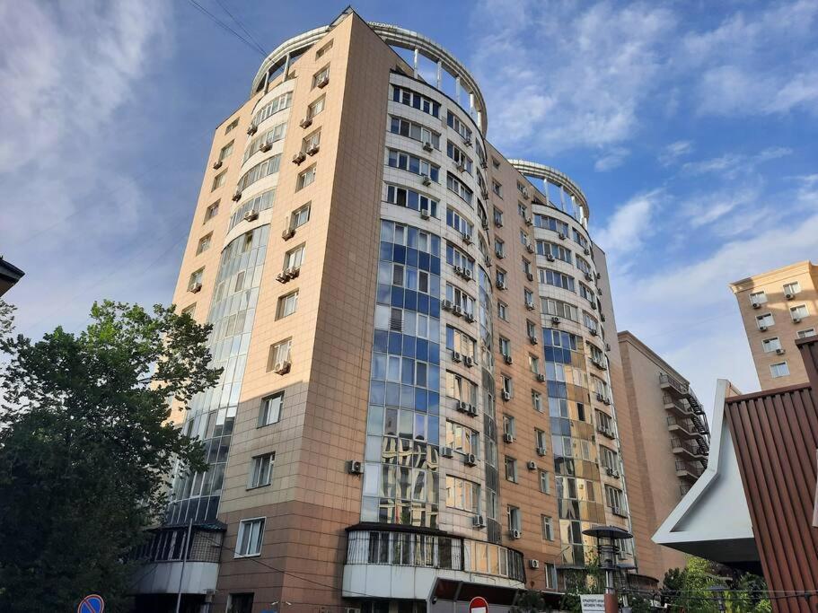 Квартира С Видом На Горы Almaty Extérieur photo